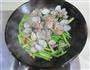 香辣花甲炒蒜苗的做法图解6