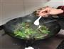 蒜苔炒黄鳝鱼的做法图解7
