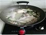 菠菜，鲫鱼，豆腐汤的做法图解5
