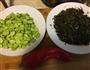 蚕豆炒雪菜的做法图解1