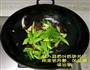 烟熏腊肠炒青蒜的做法图解8