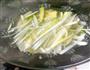 豆豉蒸鲈鱼的做法图解1