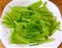 鱿鱼须爆香芹的做法图解3