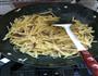 土豆丝炒肉片的做法图解2