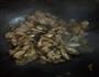 猪脆骨炒蒜苔的做法图解4