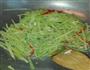 韭菜莴苣丝炒鸡蛋的做法图解4