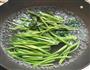 凉拌菠菜的做法图解3