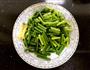 蒜薹炒鸡胸肉的做法图解1