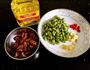 青豆炒黑椒牛肉粒的做法图解1