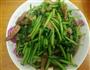 茼蒿炒肉丝的做法图解1
