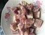 菠萝咕噜肉的做法图解1