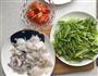 墨鱼炒芹菜的做法图解1