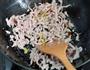 雪菜黄豆炒肉丝的做法图解6