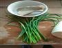 蒜苔炒回锅肉的做法图解1