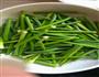 蒜苔炒回锅肉的做法图解2