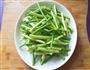 五花肉炒蒜苔的做法图解1