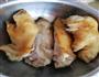红烧猪蹄黄豆的做法图解1