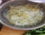 凉拌菠菜绿豆芽粉条的做法图解1