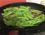腊肉炒藊豆的做法图解6