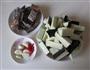 咸鱼茄子煲的做法图解1