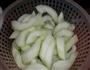 翡翠老黄瓜腊肉的做法图解1
