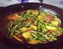土豆豆角炒肉的做法图解4