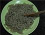 红薯粉版蚂蚁上树的做法图解1