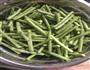豆角烧肉的做法图解1