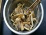少油美味 干炸蘑菇的做法图解3
