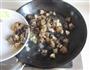香辣青豆炒田螺的做法图解4